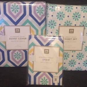 PB Teen Twin duvet, sheet set and sham